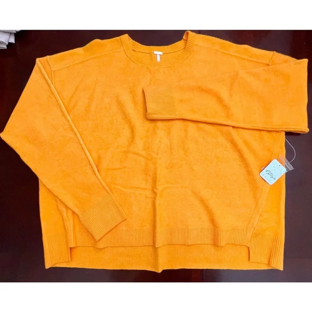 Free People Luna Pullover oversized sweater, Bright Marigold, NWT - Picture 3 of 7
